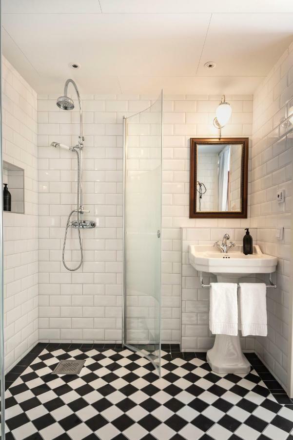 Fregatten Bed & Breakfast Karlskrona Buitenkant foto